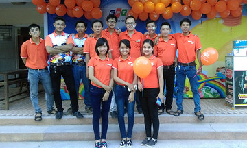 Viễn thông FPT Bình Định trao quà cho học sinh giỏi địa phương