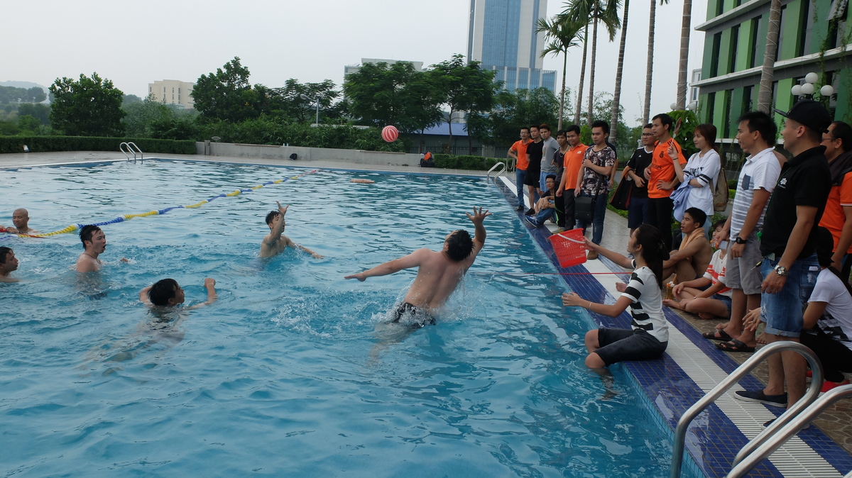 <p> Liên quân FSU17.BU16 và BU6 giành giải Nhất trò Bóng sọt. Đây cũng là đội giành được nhiều giải Nhì với các nội dung: bơi phao tiếp sức và nhảy dây.</p>