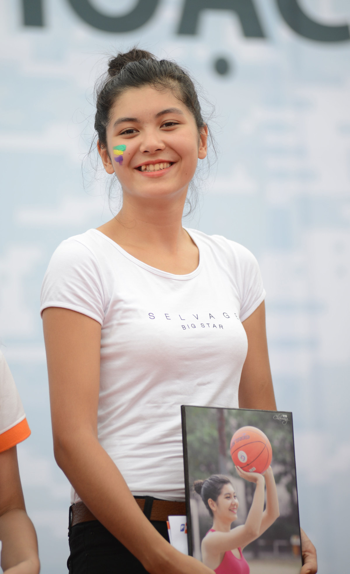 <p class="Normal"> Quán quân Charming FPT IS 2012 Phạm Ngọc Trang Linh (FPT IS ERP) sở hữu chiều cao 1m70. Cô có gương mặt xinh đẹp và nụ cười duyên.</p>