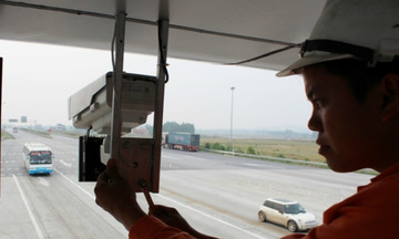 Bắt đầu lắp đặt camera 'phạt nguội' trên cao tốc Nội Bài-Lào Cai