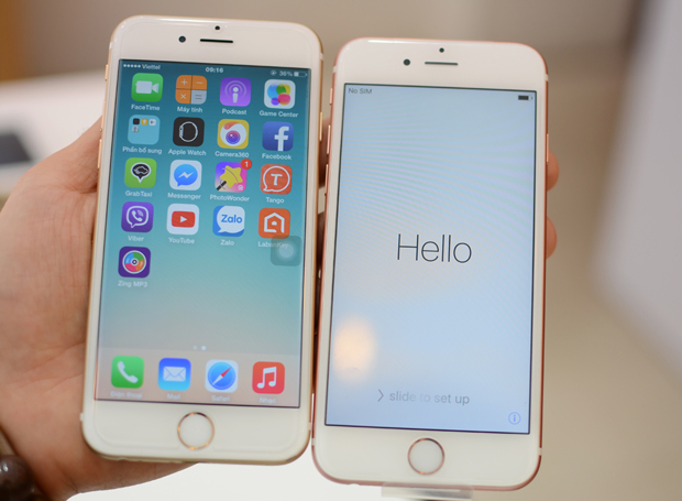 iPhone 6 (bên trái) và iPhone 6s có ngoại hình tương đồng.