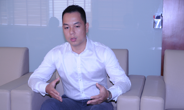 Anh Hưng chưa thực sự hài lòng với phần trình bày của mình, anh muốn được chia sẻ nhiều hơn về mong muốn được làm nhiều việc cho FPT Telecom.