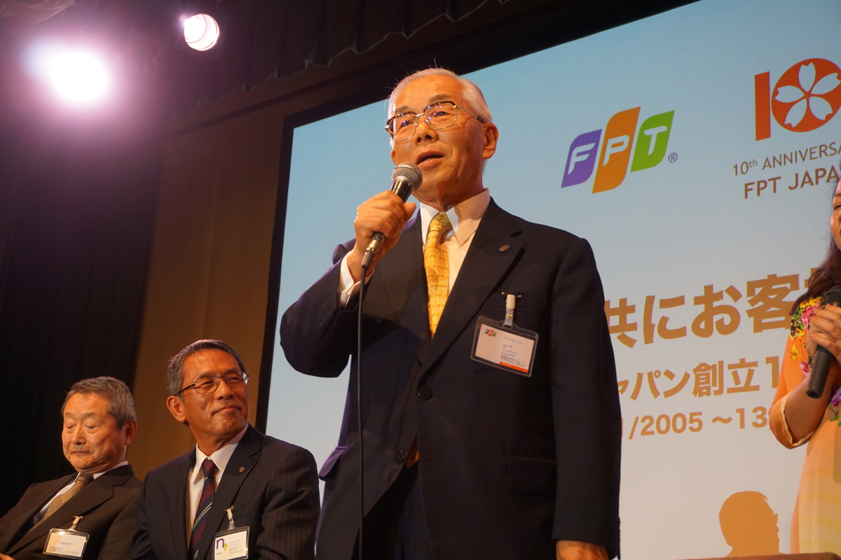 <p> Nguyên TGĐ FPT Japan Ogawa Takeo chia sẻ về những kỷ niệm và dấn ấn thời gian đầu ông về đơn vị làm việc trong phần "ôn cố tri tân".</p>