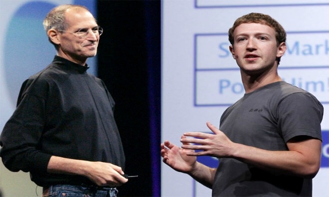 <p class="Normal"> <strong>7. Xem Steve Jobs là hình mẫu lý tưởng</strong></p> <p class="Normal" style="text-align:justify;"> Mark Zuckerberg chịu ảnh hưởng rất lớn bởi nhà đồng sáng lập Apple. CEO Facebook tôn trọng Steve Jobs như một người bạn và là một hình mẫu lý tưởng cho anh. Điểm giống nhau ở hai người đàn ông này là họ đều không sợ đối mặt với khó khăn khi theo đuổi những ước mơ lớn và đam mê những mục tiêu mà không ngại bất cứ vật cản nào.</p>