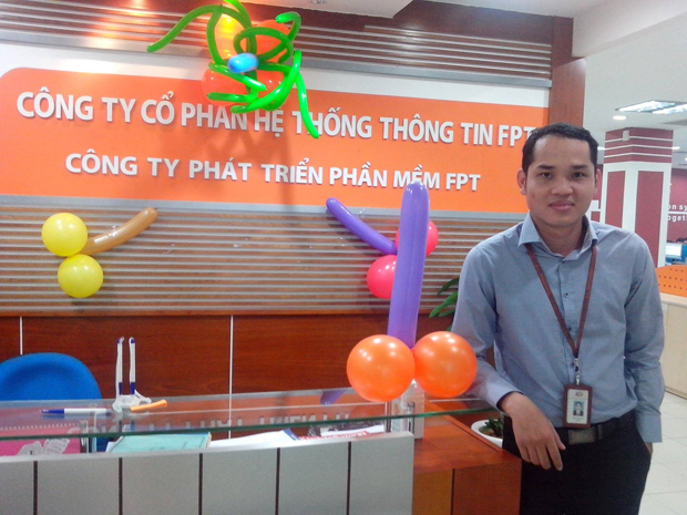 anh Trần Hùng Huân được thưởng tổng cộng 10 triệu đồng khi giới thiệu thành công 2 ứng viên cho FPT IS GMC