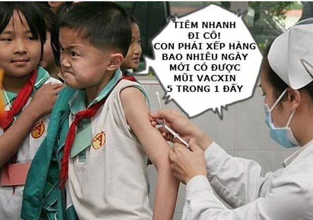 Vacxin 5 trong 1 Pentaxim trở thành đối tượng săn lùng của hàng triệu phụ huynh có con nhỏ khi số lượng cung không đáp ứng nổi cầu. 3.200 liều vacxin hết veo chỉ trong 3 phút đăng ký qua mạng đã đủ để chứng minh độ 'hot' của loại vacxin này.