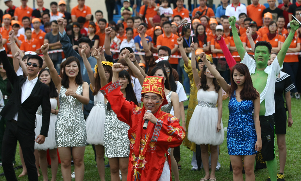 Nhân dịp này, TGĐ FPT Software nhắn nhủ: "17 tuổi là tuổi bắt đầu thanh niên. Đây là lứa tuổi đẹp nhất, mạnh mẽ nhất, nhiều hoài bão nhất của đời người. Mong các anh em FPT Software sẽ sống, đam mê, tham vọng như lứa tuổi 17 bẻ gãy sừng trâu".