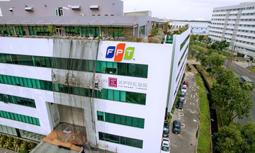 Tòa nhà FPT Tân Thuận ‘thay áo mới’