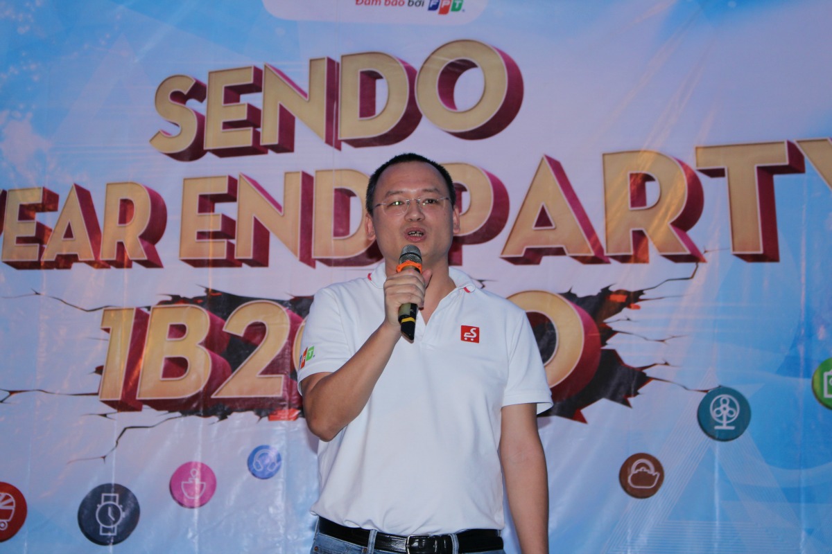 <p style="text-align:justify;"> Chủ tịch Nguyễn Đắc Việt Dũng cho biết, 2015 là một năm tăng trưởng ngoạn mục của Sendo.vn, đặc biệt trong quý 4. "Đó là nhờ sự nỗ lực và sáng tạo của tất cả các bạn. Mục tiêu 1B2020 càng ngày càng thấy hiện thực dần. Nếu chúng ta vẫn giữ tốc độ tăng trrưởng như hiện nay thì chỉ trong 3-4 năm nữa sẽ đạt được mục tiêu 'không tưởng' này", anh phát biểu. </p>