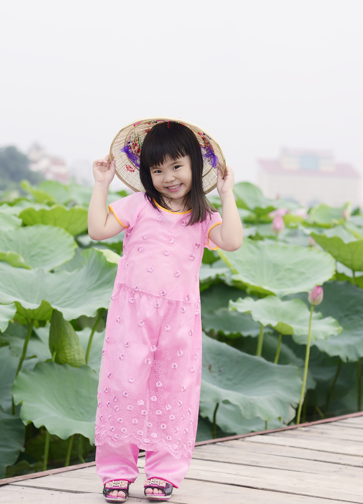 <p class="Normal"> <span>"</span><span>Quan điểm về nuôi dạy con của gia đình tôi rất đơn giản: Hãy dành thời gian cho chúng", anh nói.</span></p>