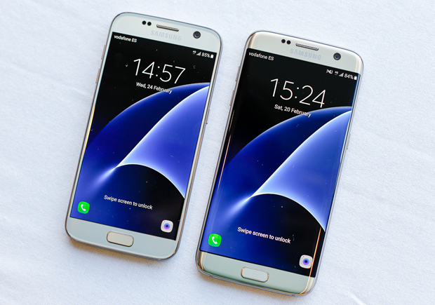 Samsung Galaxy S7 (phải) và Galaxy S7 Edge.