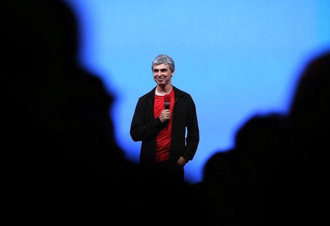 <p class="Normal"> <strong>5. Larry Page</strong>, sáng lập kiêm Chủ tịch Alphabet, tập đoàn mẹ của Google, với tài sản 35,2 tỷ USD (+5,5 tỷ USD). Xếp hạng tỷ phú thế giới: 12.</p> <p class="Normal"> Nhà tỷ phú 42 tuổi người Mỹ thành công nhờ tầm nhìn chiến lược của mình trong quá trình phát triển ông trùm tìm kiếm Google. Trải qua một quá trình đổi mới, Google mà nay là Alphabet của Larry Page đã lấn sân sang nhiều lĩnh vực có tiềm năng to lớn như xe hơi tự lái, nhà thông minh, năng lượng tái tạo và thám hiểm mặt trăng.</p> <p class="Normal"> Cổ phiếu công ty mẹ của Google - Alphabet - đã tăng 24% năm qua, giúp cả hai nhà đồng sáng lập là Larry Page và Sergey Brin có thêm lần lượt 5,5 tỷ USD và 5,2 tỷ USD.</p>