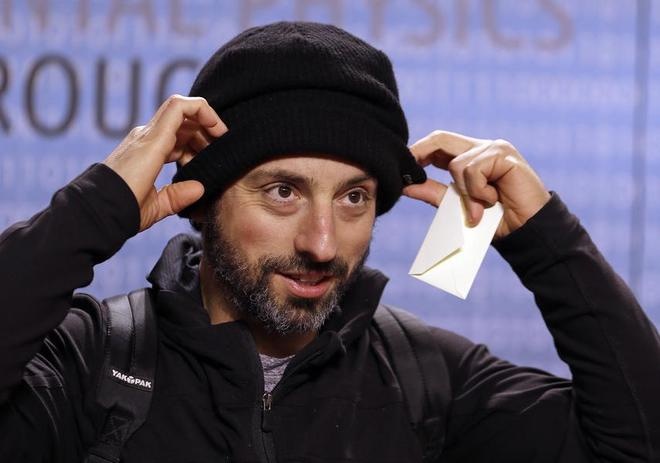 <p class="Normal"> <strong>6. Sergey Brin</strong>, CEO Alphabet, tài sản 34,4 tỷ USD (+5,2 tỷ USD). Xếp hạng tỷ phú thế giới: 13.</p> <p class="Normal"> Năm 1998, Sergey Brin đã cùng với Larry Page thành lập nên Google. Cho tới nay, nhà tỷ phú 42 tuổi người Mỹ gốc Nga vẫn được công nhận là nguồn cảm hứng và là thành viên không thể thiếu của Google.</p> <p class="Normal"> <span>Cổ phiếu công ty mẹ của Alphabet tăng 24% năm qua, giúp Sergey Brin có thêm 5,2 tỷ USD</span><span>.</span></p>