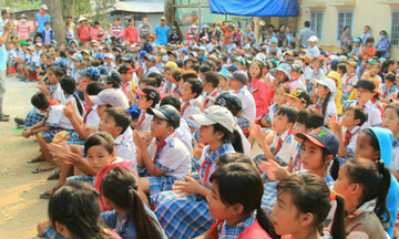 Ngày FPT vì cộng đồng giúp đỡ hơn 8.000 trẻ em nghèo