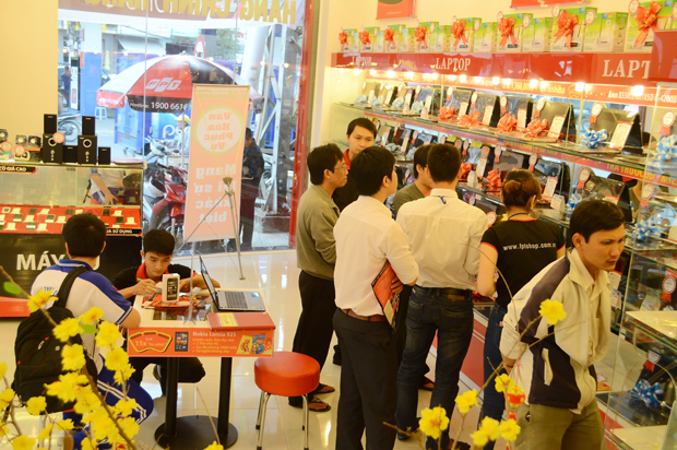 FPT Shop đang là nhà bán lẻ đứng thứ 1 về thị phần máy tính xách tay tại thị trường Việt Nam.