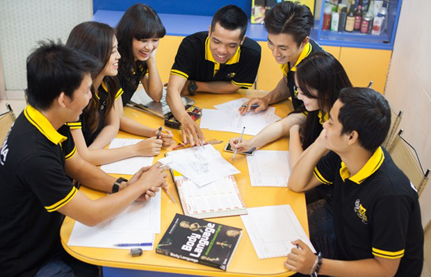Chương trình đào tạo Mỹ thuật đa phương tiện của FPT Arena (thuộc ĐH FPT) sẽ khai giảng vào giữa tháng 4 và tháng 5 với tổng chỉ tiêu tuyển sinh là 300 học viên được chia đều cho hai cơ sở tại Hà Nội và TP HCM.