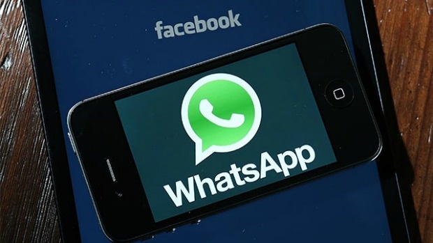 <p> Ở WhatsApp, mạng xã hội sở hữu của Facebook, có 22,8 triệu tin nhắn được trao đổi.</p>