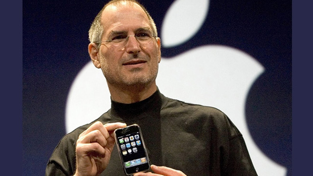 Steve Jobs (cựu CEO Apple) đã tiến hành triển khai các kế hoạch của mình từ năm 2002