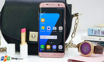 Mê mẩn gam màu hồng vàng độc đáo của Galaxy S7 edge
