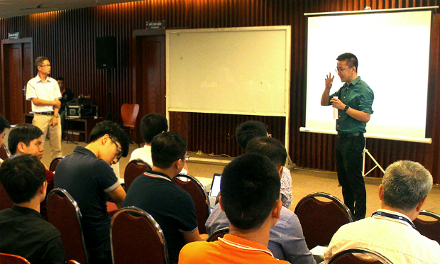 Solution Forum là sân chơi dành cho người yêu công nghệ, cập nhật và chia sẻ kiến thức với những người có cùng đam mê công nghệ. Ảnh: Việt Chinh.