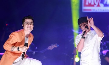 Show Đinh Mạnh Ninh trên FPT Play bội thu khán giả