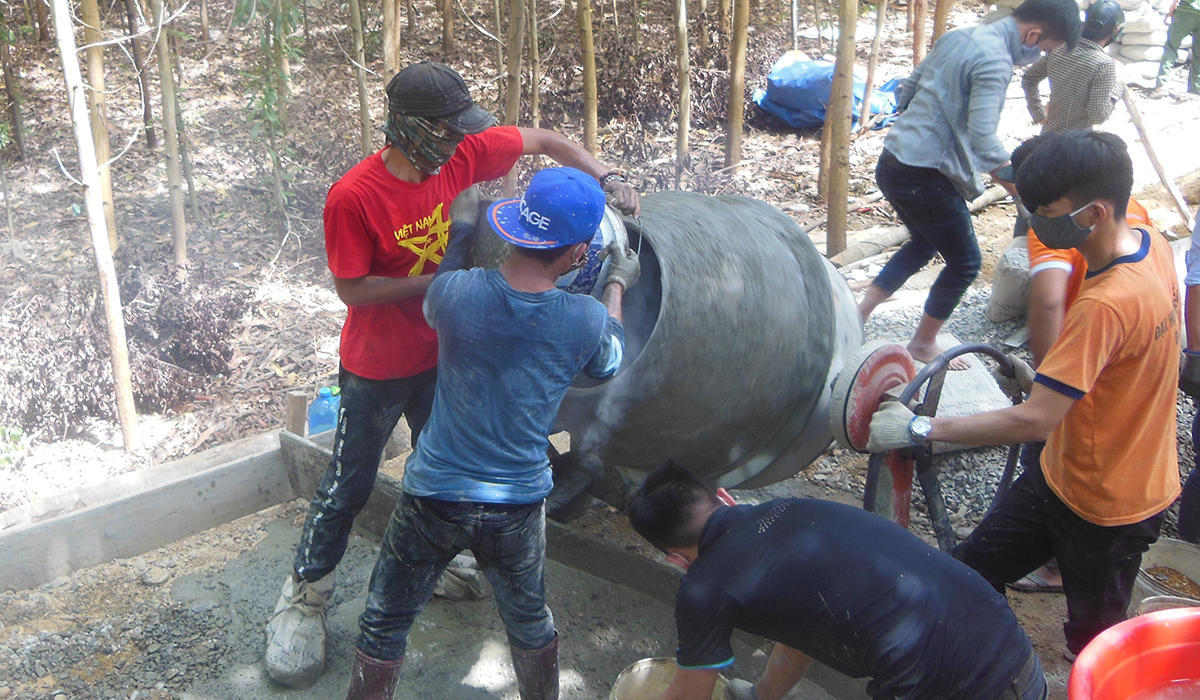 <p class="Normal" style="text-align:justify;"> Ngoài 30 sinh viên FPT Polytechnic Đà Nẵng, Ban tổ chức còn vận động được đông đảo sinh viên đến từ Câu lạc bộ Vovinam Đại học Kinh tế và Đại học Ngoại ngữ đóng trên địa bàn.</p>