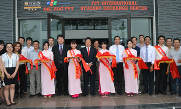 Khai trương Trung tâm Trao đổi sinh viên quốc tế FPT