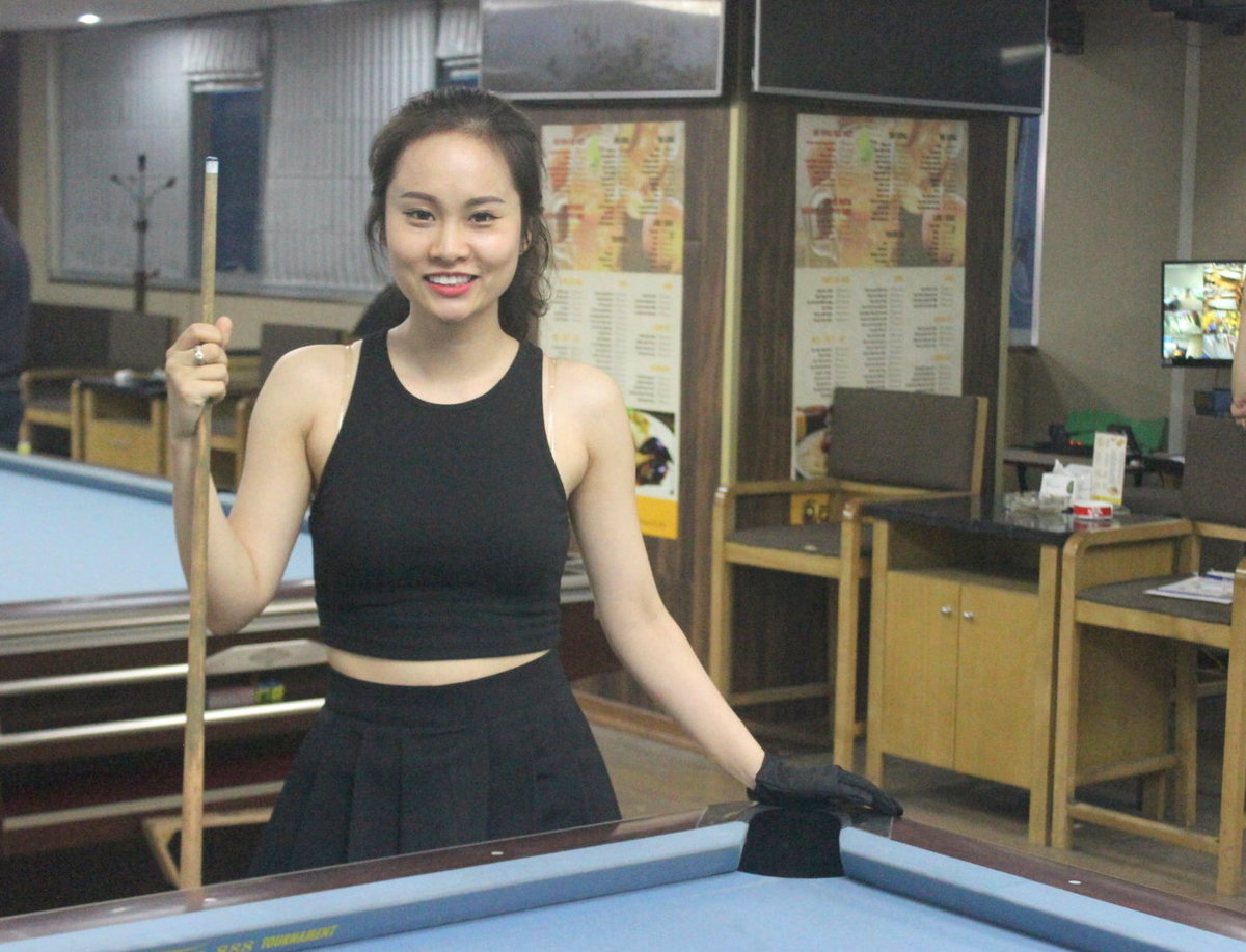 <p class="Normal"> Với vẻ đẹp theo tiêu chí của thể thao, Dương Quỳnh Anh, FPT Software, đã đoạt ngôi vị Miss Bi-a.</p>