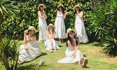 Dàn mỹ nhân FPT IS khoe sắc trắng tinh khôi