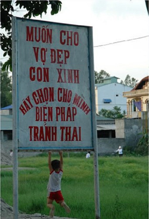 <p> Ai chẳng muốn vợ đẹp con xinh.</p>