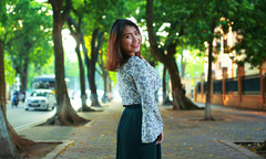 ‘Hoa hậu’ FPT Trading duyên dáng giữa trời thu