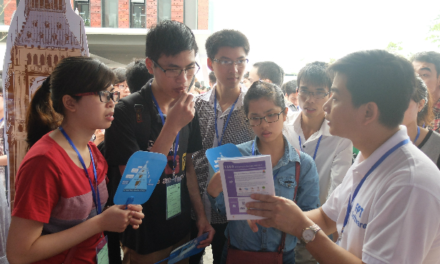 Năm 2014, chương trình thu hút gần 1.500 sinh viên đến từ các trường đại học chuyên ngành CNTT, Ngoại ngữ trên địa bàn Hà Nội tham gia.