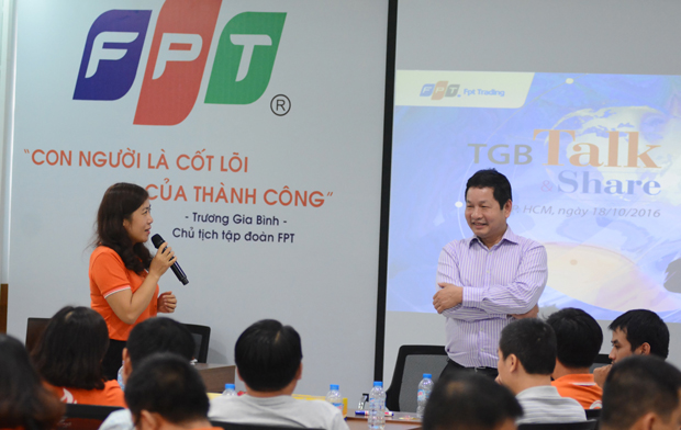 Đây cũng là lần thứ 2, Chủ tịch FPT Trương Gia Bình chia sẻ với người Thương mại, hướng đến những trọng tâm về đổi mới, sáng tạo và tái cấu trúc.