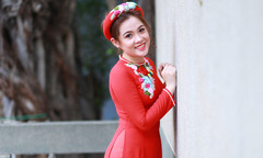 Miss Thân thiện khoe sắc trong tà áo dài