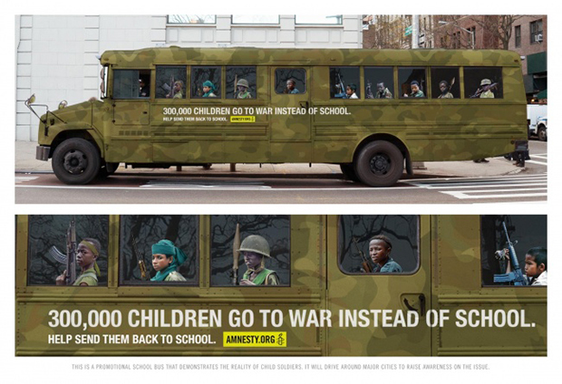 <p> 300.000 trẻ em đang phải vào chiến trường thay vì được tới trường học.</p>