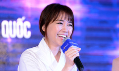 Hari Won và dàn chân dài 'thiêu đốt' sân khấu Poly K-Beauty