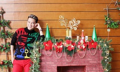 Mr. Đàm phối đồ ton-sur-ton sành điệu đến FPT