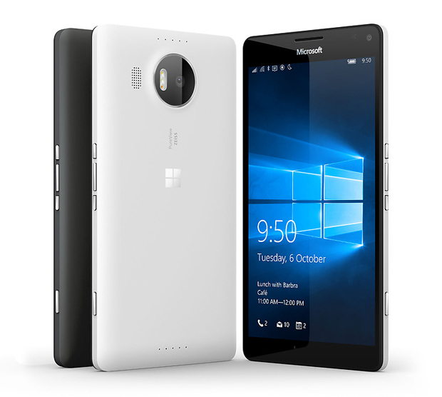 tại hệ thống FPT Shop, Lumia 950 hiện chỉ còn 3,99 triệu đồng; nếu mua kèm theo dock Continumm thì giá sản phẩm là 4,99 triệu đồng.