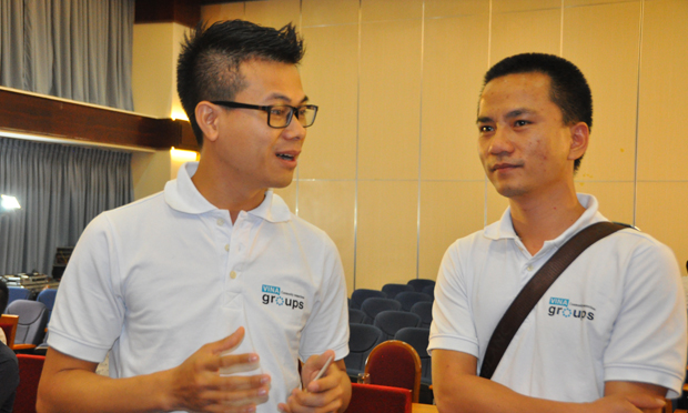 Anh Phạm Huy, dự án Vinagroups.vn cùng đồng sự nêu nhiều ý tưởng để xây dựng "ngôi nhà chung" cho start-up Việt.