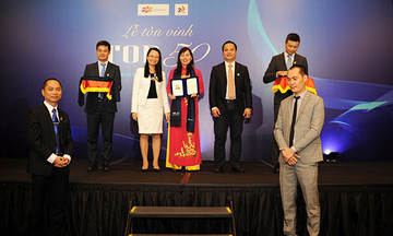 Top 50 FPT Telecom tôn vinh nữ nhân viên tạp vụ