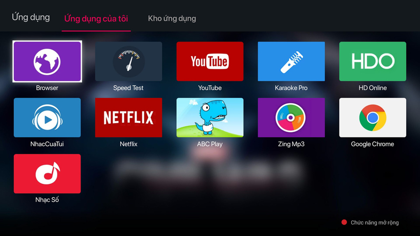 <p class="Normal"> Tự do lựa chọn ứng dụng hữu ích. <span>Trên hệ điều hành BoxOS 3, FPT Play Box đã sẽ cho khách hàng có khả năng tải và gỡ các ứng dụng tùy thích từ cửa hàng Play. Có thể nói, đây là một cửa hàng ứng dụng tiện lợi, thu nhỏ đầy chất lượng cho người dùng. Các ứng dụng mới luôn được FPT Play Box cập nhật thường xuyên. Người dùng có thể an tâm sử dụng mà không lo bị các vấn đề về lỗi như gặp tình trạng nhiễm virut, tivi bị sự cố như sử dụng các thiết bị TV Box khác vì phải tải các loại ứng dụng bên ngoài từ cửa hàng cửa hàng Play.</span></p> <p class="Normal"> Người dùng có thể vào kho ứng dụng để chọn lựa các ứng dụng chất lượng được cài đặt sẵn trong FPT Play Box. </p>