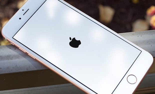 Apple cho biết iOS 10.2.1 đã khắc phục lỗi đột ngột tắt nguồn cho iPhone.