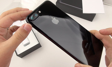 iPhone 7/ 7 Plus Jet Black ồ ạt giảm giá thời gian ngắn