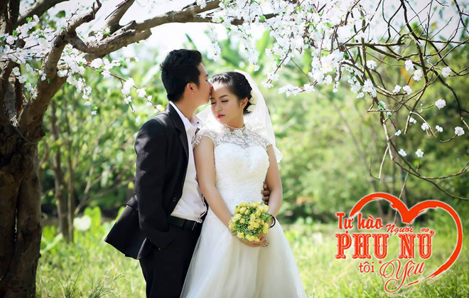 <p> Chia sẻ bức ảnh cưới tuyệt đẹp bên cành hoa rừng khoe sắc, anh Trần Minh Đức bày tỏ đây là khoảnh khắc hạnh phúc khi anh tìm được mảnh ghép còn thiếu của cuộc đời mình. </p>