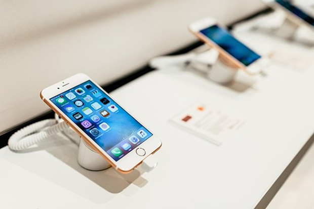 Nhiều mẫu iPhone của Apple đều giảm giá cả triệu đồng dịp 8/3.