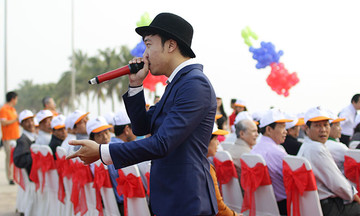 Beatboxer Thái Sơn khuấy động Ngày FPT vì cộng đồng
