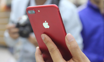 iPhone 7 Plus màu đỏ đầu tiên về Việt Nam