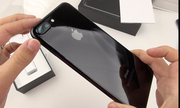 iPhone 7/7 Plus Jet Black ồ ạt giảm giá 'chớp nhoáng' 3 triệu đồng