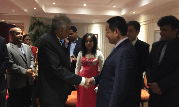 Chuyến thăm chính thức Việt Nam lần này của Thủ tướng Sri Lanka Ranil Wickremesinghe và Phu nhân nhằm thúc đẩy các lĩnh vực hợp tác mà Sri Lanka quan tâm như thương mại, đầu tư, viễn thông, nuôi trồng và chế biến thủy sản, chế tạo máy, vật liệu xây dựng…