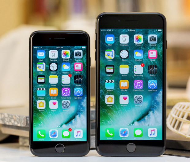 iPhone 7 và 7 Plus tuy có doanh số ít ỏi nhưng lại mang về doanh thu cao cho các nhà bán lẻ.